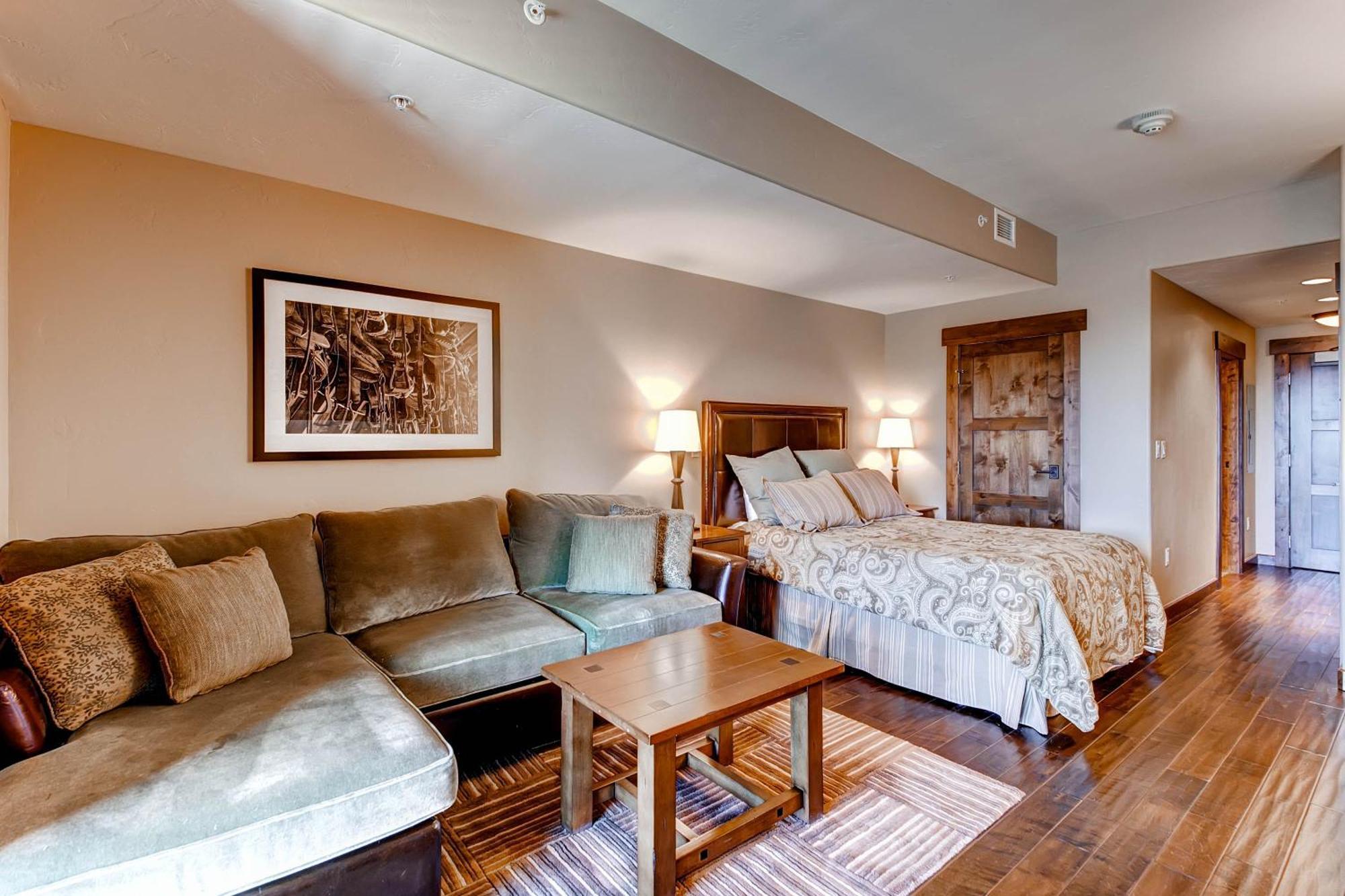Trailhead Lodge Стиймбоут Спрингс Екстериор снимка
