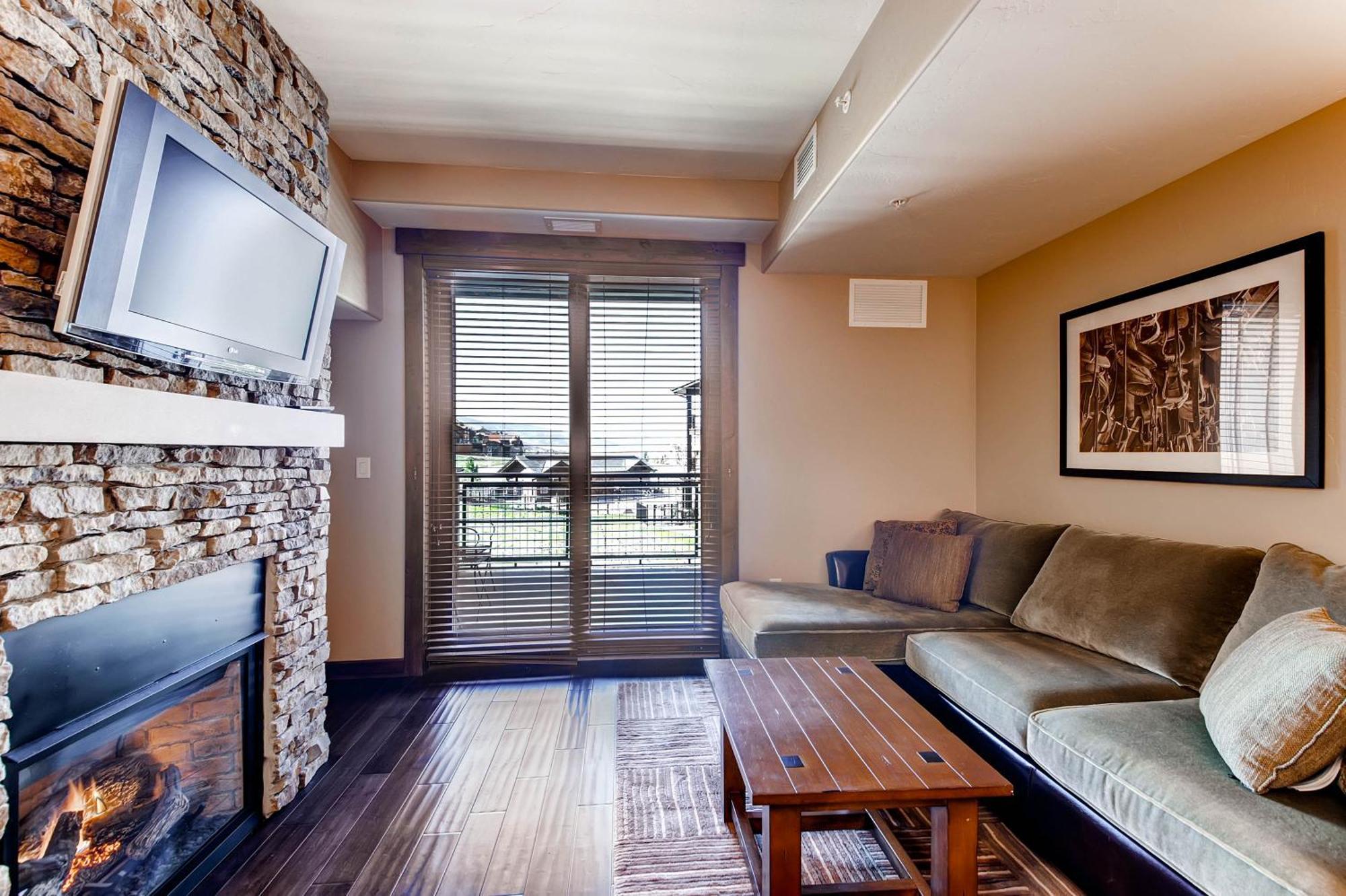 Trailhead Lodge Стиймбоут Спрингс Екстериор снимка